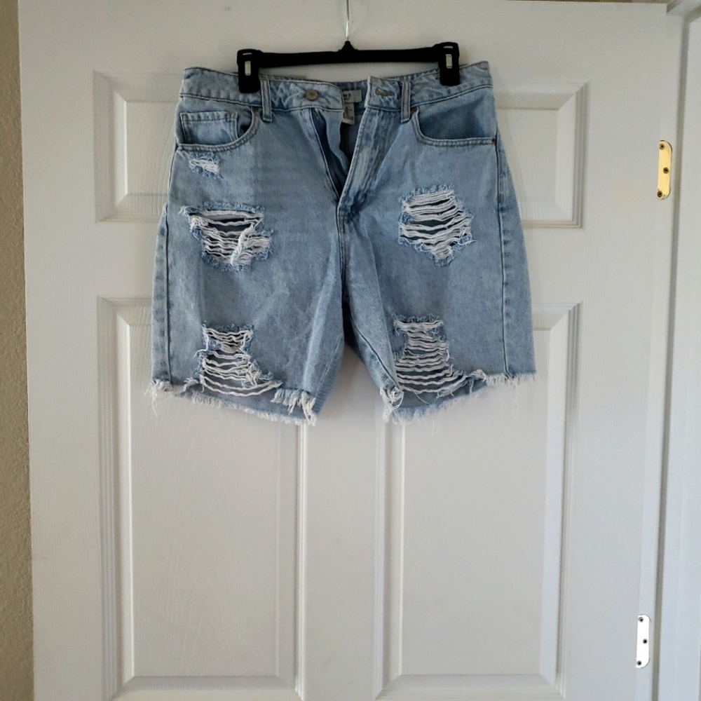 Forever 21  Distress Shorts